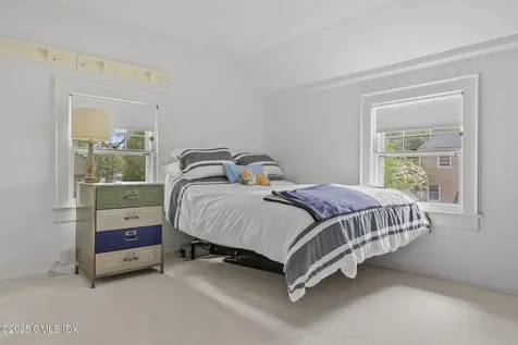 1 Cherry Lane Old Greenwich CT 06870