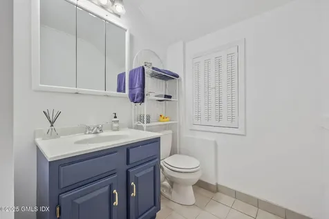 1 Cherry Lane Old Greenwich CT 06870