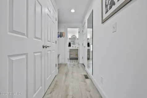 1 Cherry Lane Old Greenwich CT 06870