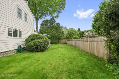 1 Cherry Lane Old Greenwich CT 06870