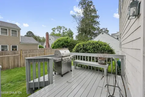 1 Cherry Lane Old Greenwich CT 06870