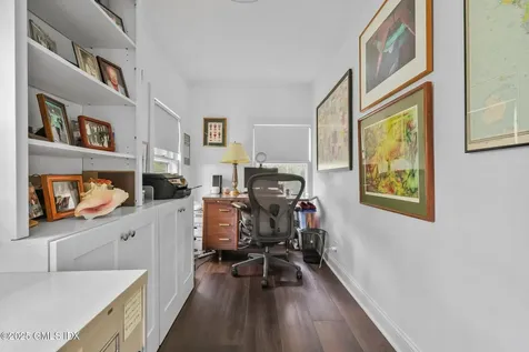 1 Cherry Lane Old Greenwich CT 06870