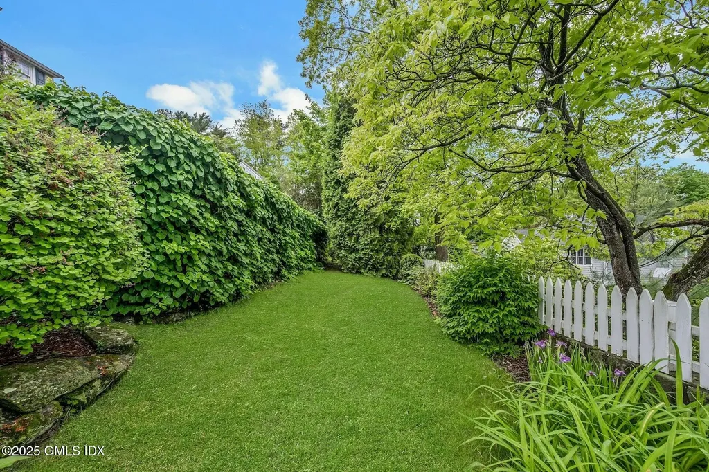 6 Perryridge Road Greenwich CT 06830