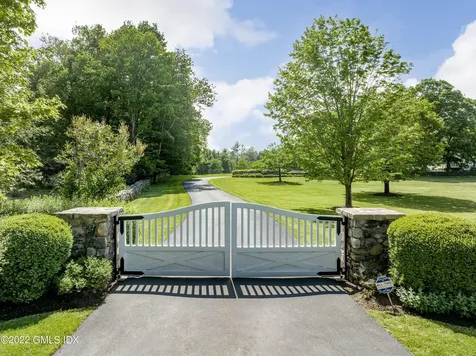 229 Umpawaug Road Redding CT 06896