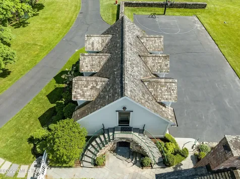 229 Umpawaug Road Redding CT 06896