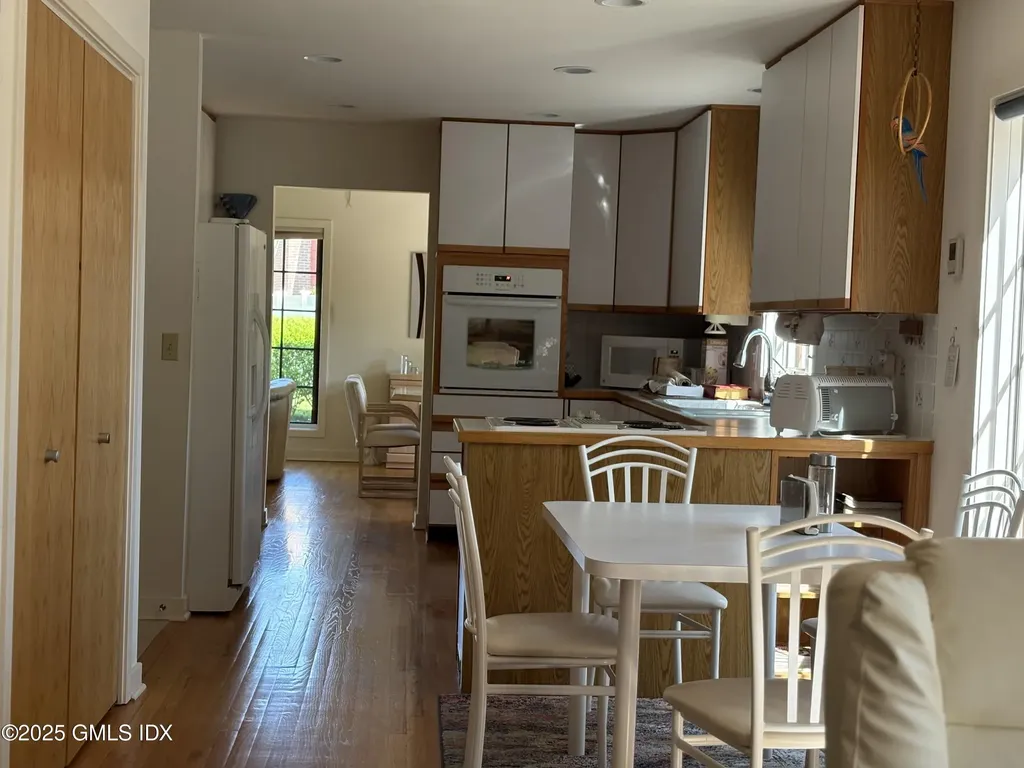 7 Brook Crossway Greenwich CT 06831