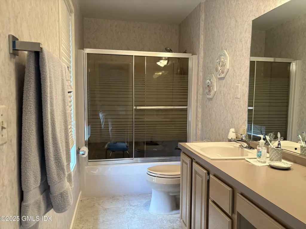 7 Brook Crossway Greenwich CT 06831