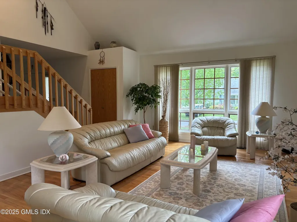 7 Brook Crossway Greenwich CT 06831