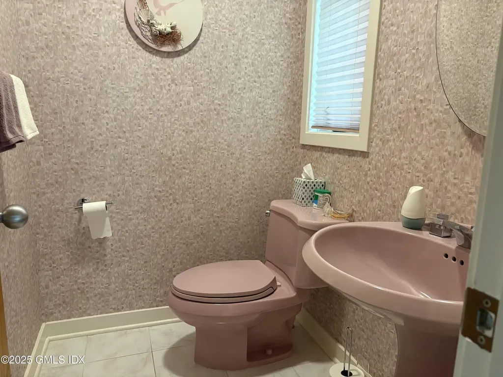 7 Brook Crossway Greenwich CT 06831