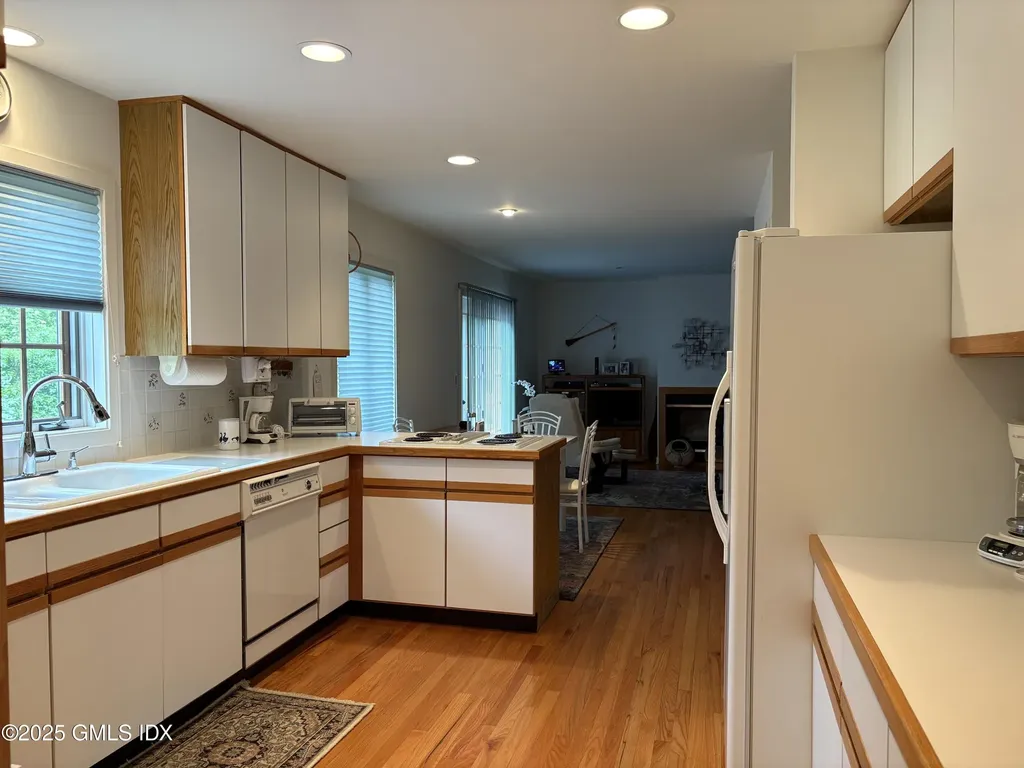 7 Brook Crossway Greenwich CT 06831