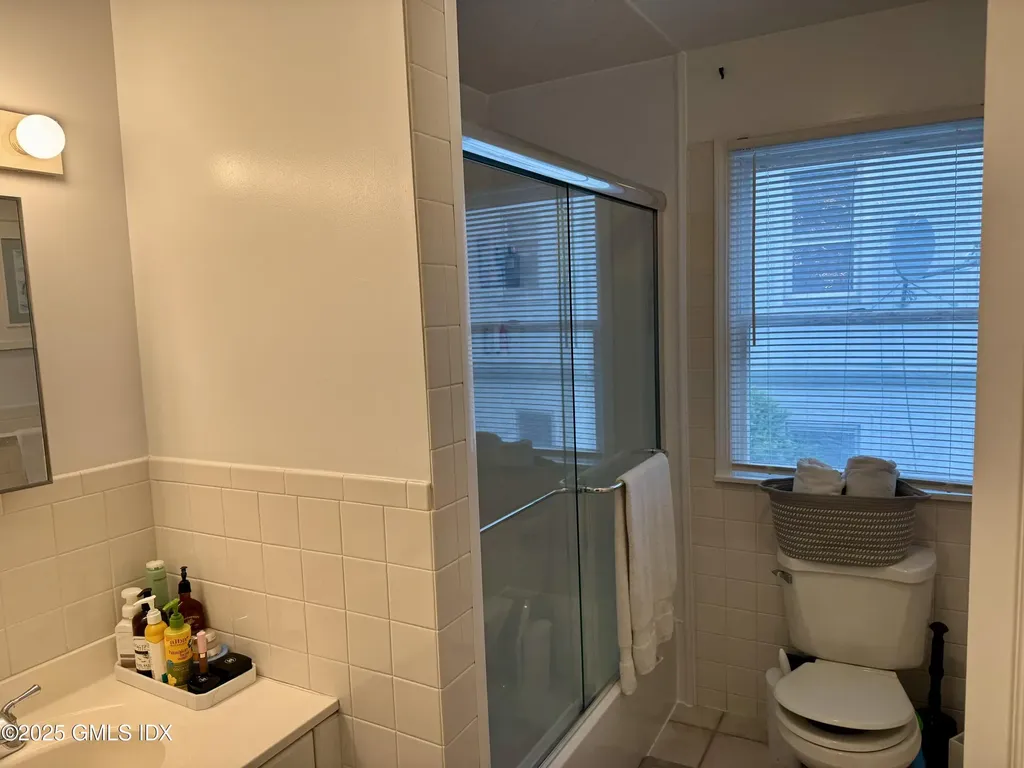 21 W Division Street Greenwich CT 06830