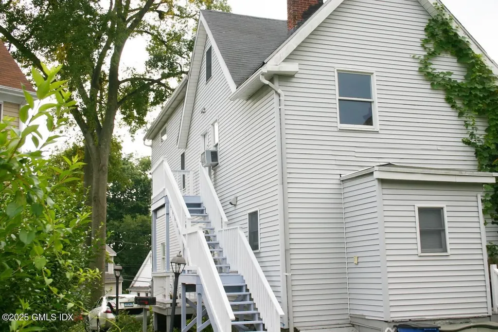 30 Woodland Drive Greenwich CT 06830