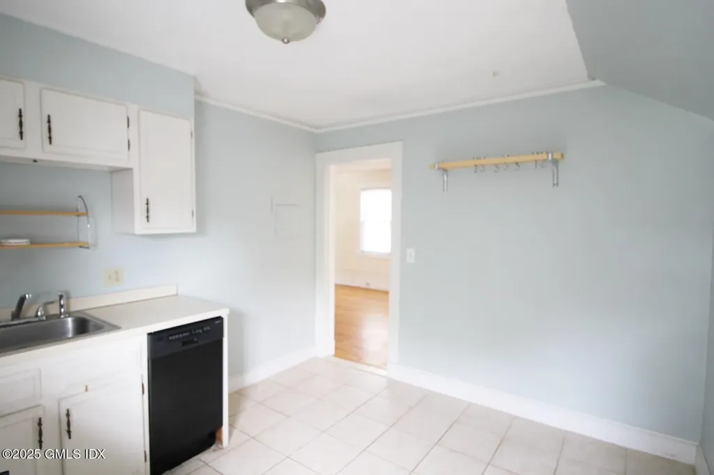 28 Locust Street Greenwich CT 06830