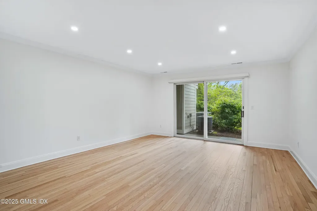 333 Palmer Hill Road Riverside CT 06878