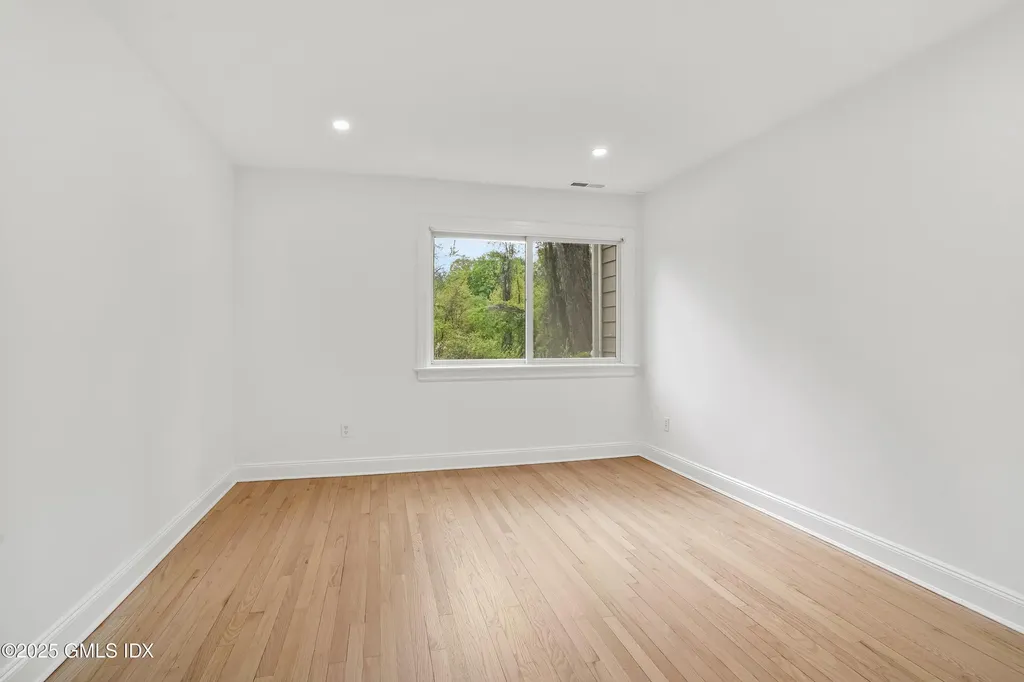 333 Palmer Hill Road Riverside CT 06878