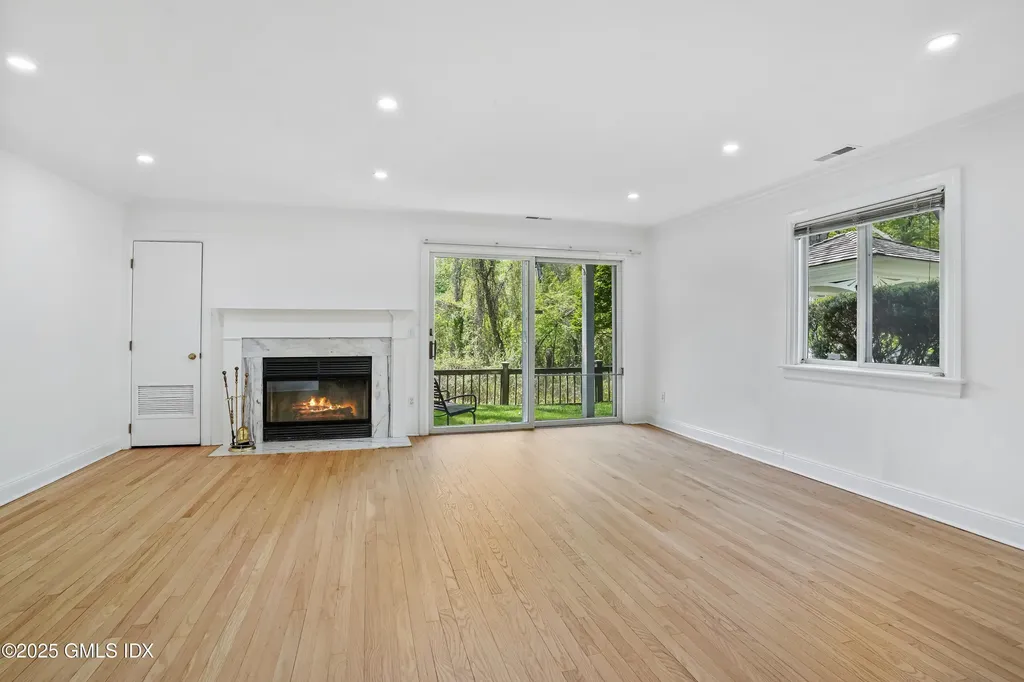 333 Palmer Hill Road Riverside CT 06878