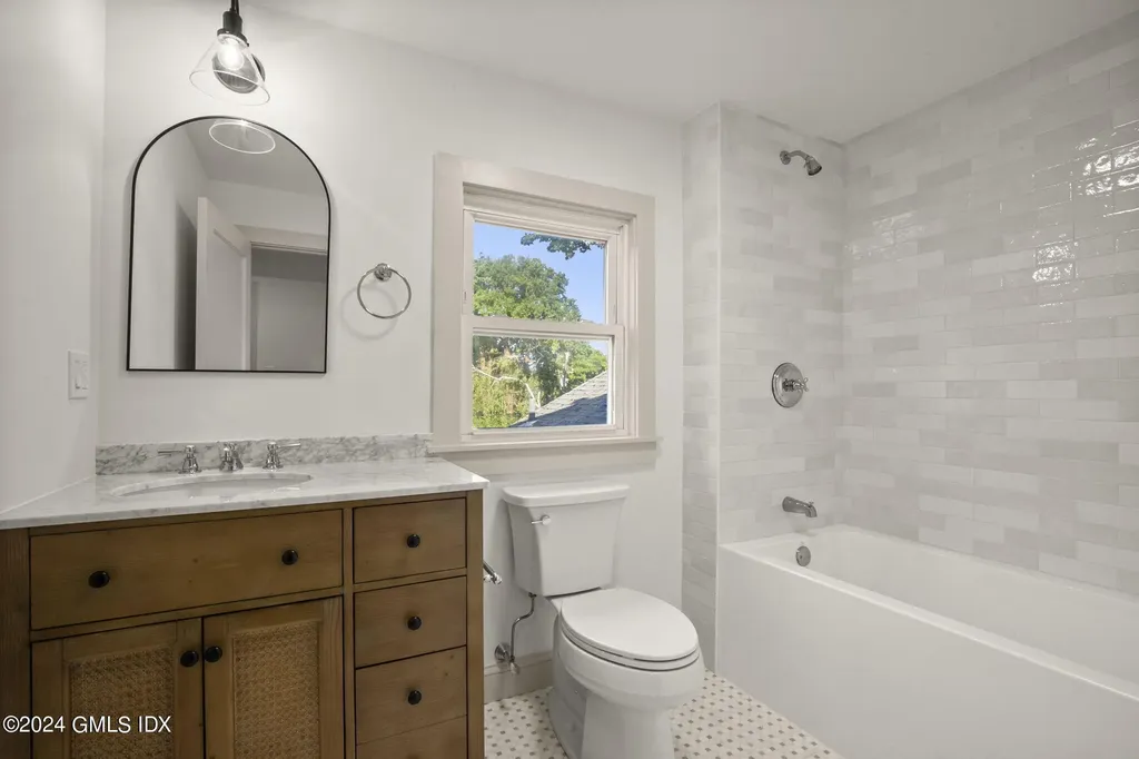 154 Henry Street Greenwich CT 06830