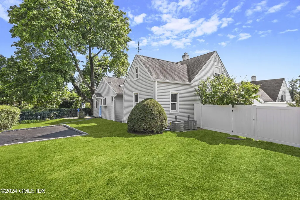 154 Henry Street Greenwich CT 06830