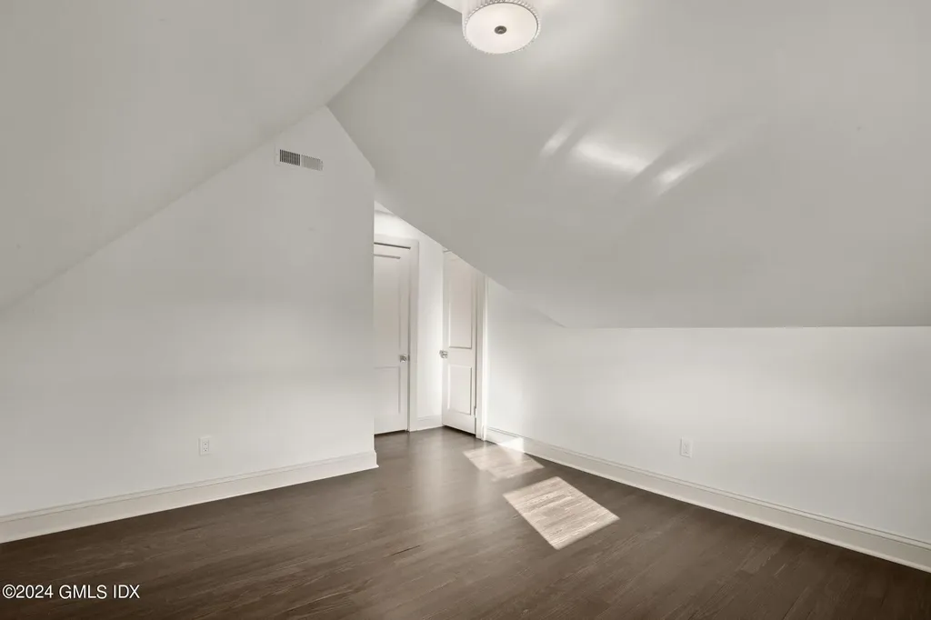 154 Henry Street Greenwich CT 06830