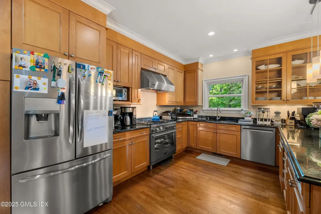 176 Valley Road Cos Cob CT 06807