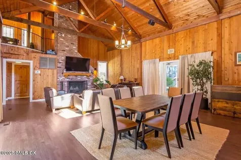 34 Silo Circle Riverside CT 06878