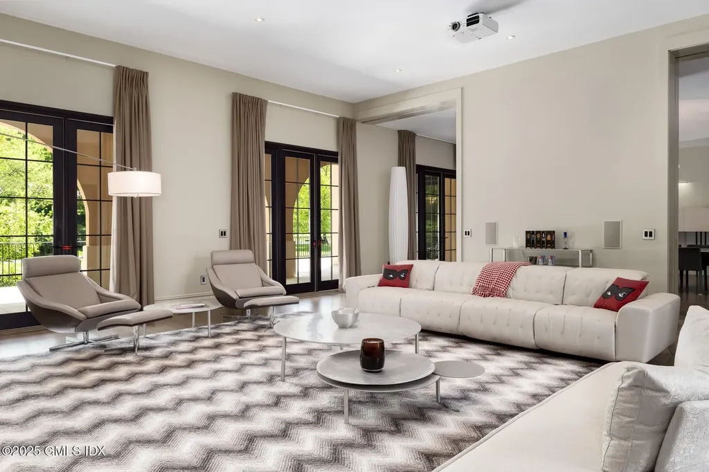 41 Meadow Wood Drive Greenwich CT 06830