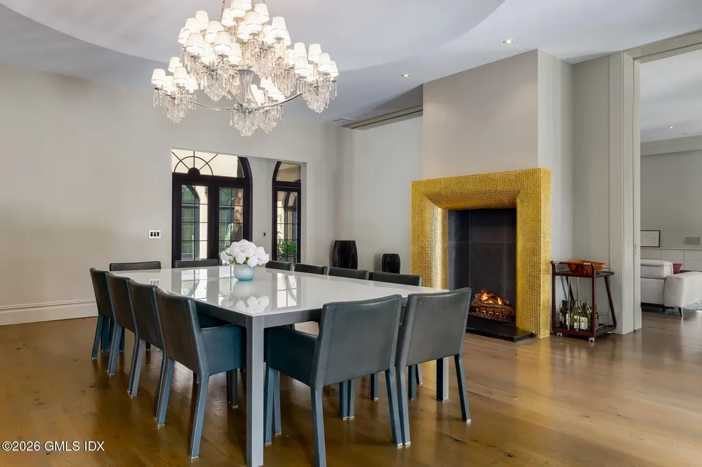 41 Meadow Wood Drive Greenwich CT 06830