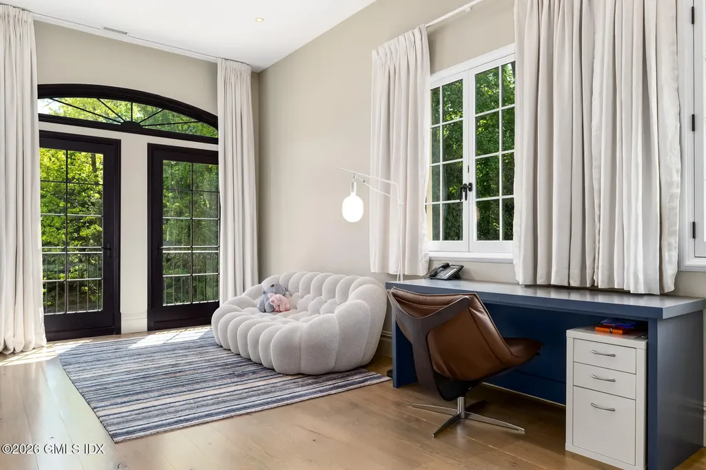 41 Meadow Wood Drive Greenwich CT 06830