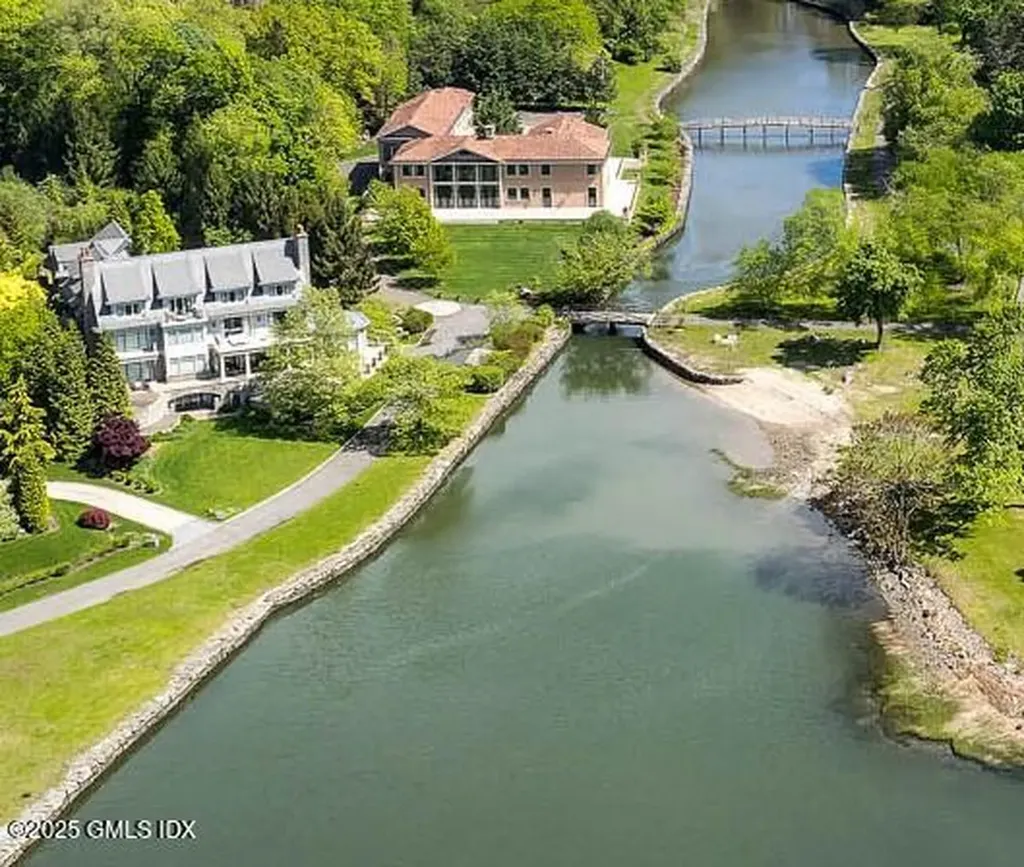 41 Meadow Wood Drive Greenwich CT 06830