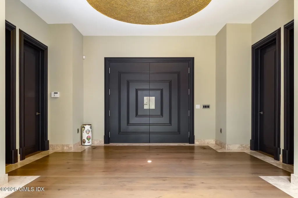 41 Meadow Wood Drive Greenwich CT 06830