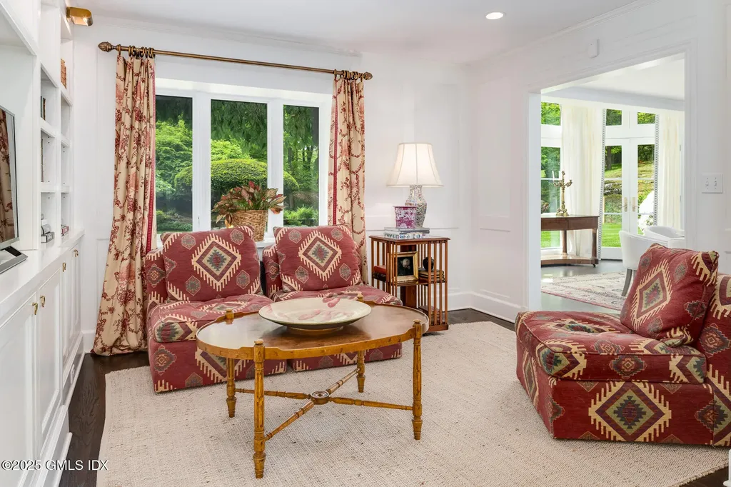 78 Khakum Wood Road Greenwich CT 06831