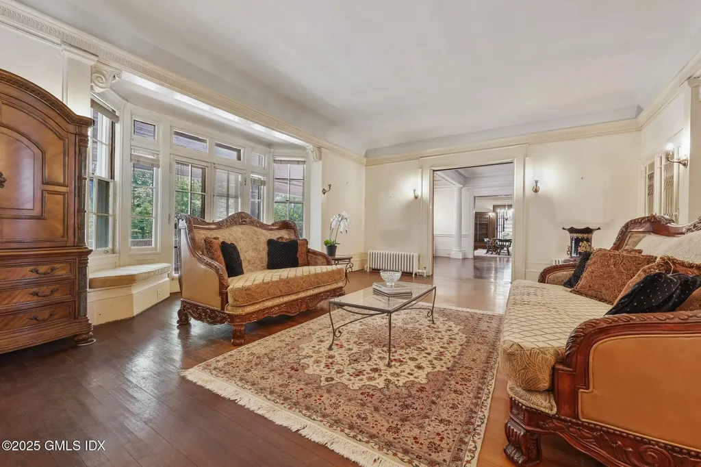 26 Shady Lane Greenwich CT 06831