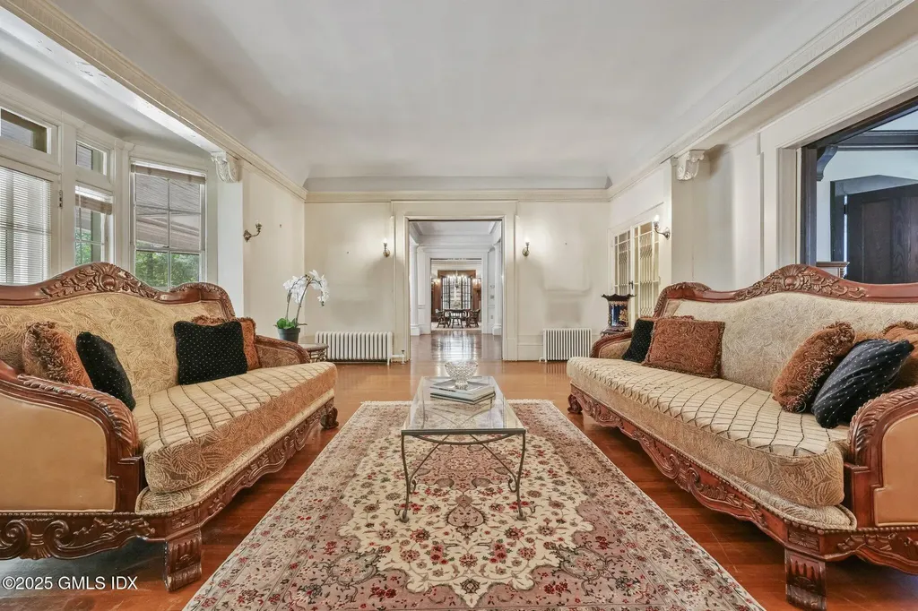 26 Shady Lane Greenwich CT 06831