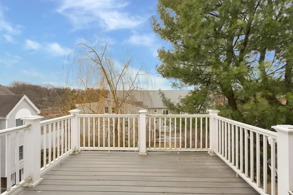 37 Davenport Avenue Greenwich CT 06830