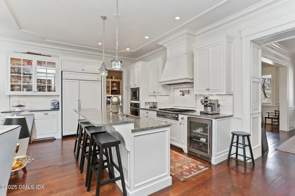 523 E Putnam Avenue Cos Cob CT 06807