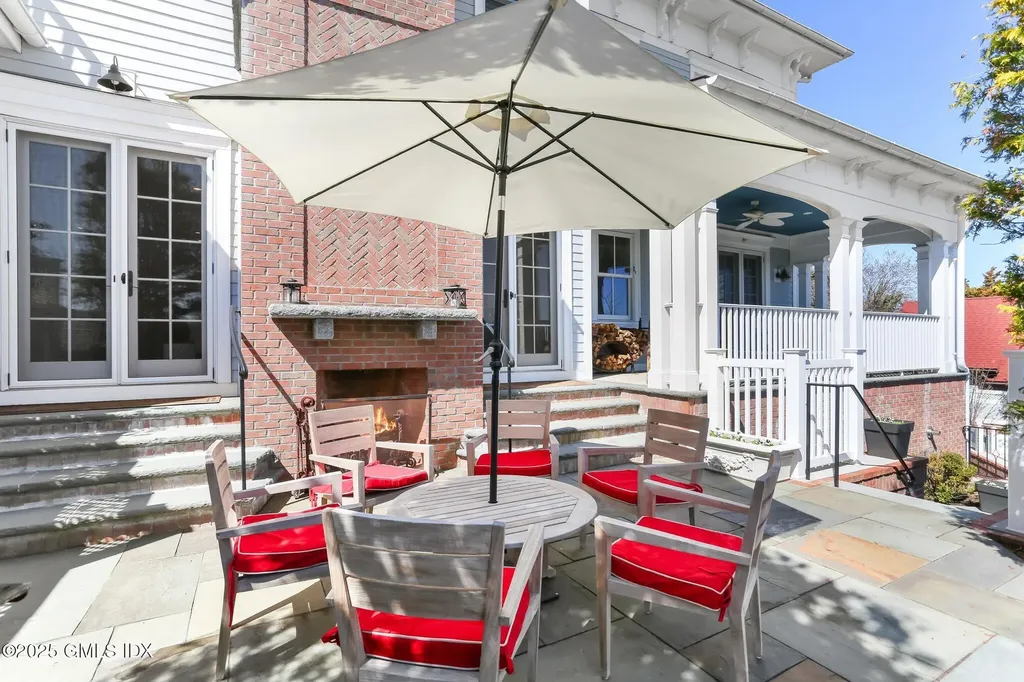 523 E Putnam Avenue Cos Cob CT 06807