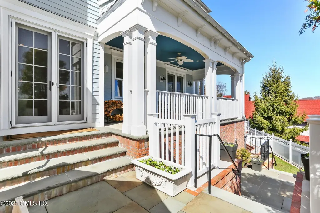 523 E Putnam Avenue Cos Cob CT 06807