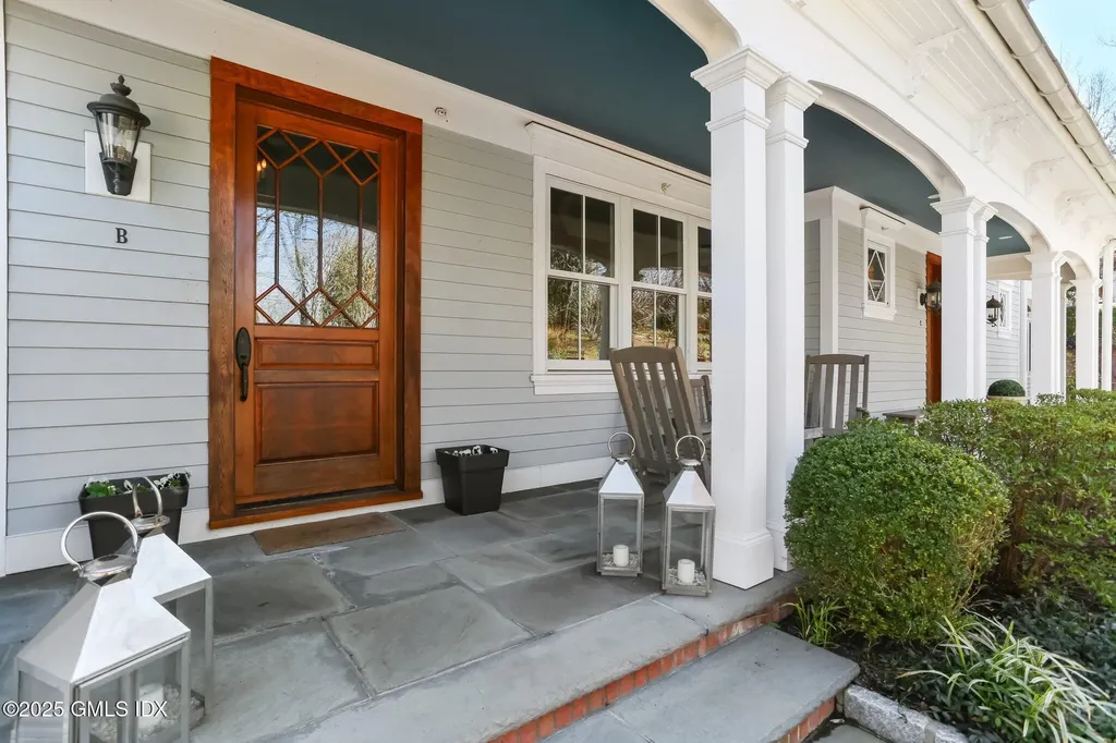 523 E Putnam Avenue Cos Cob CT 06807