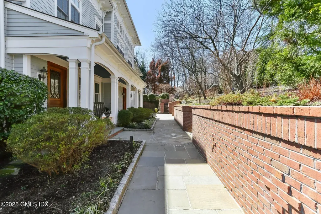 523 E Putnam Avenue Cos Cob CT 06807