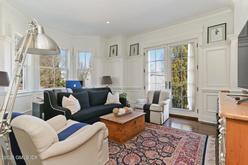 523 E Putnam Avenue Cos Cob CT 06807