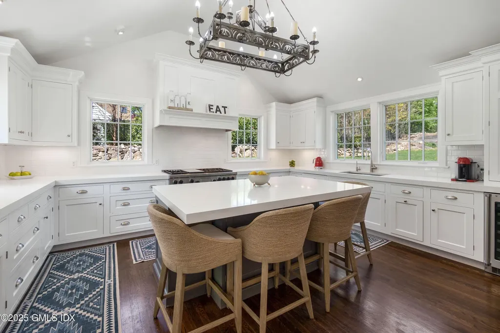 59 Hillside Road Greenwich CT 06830