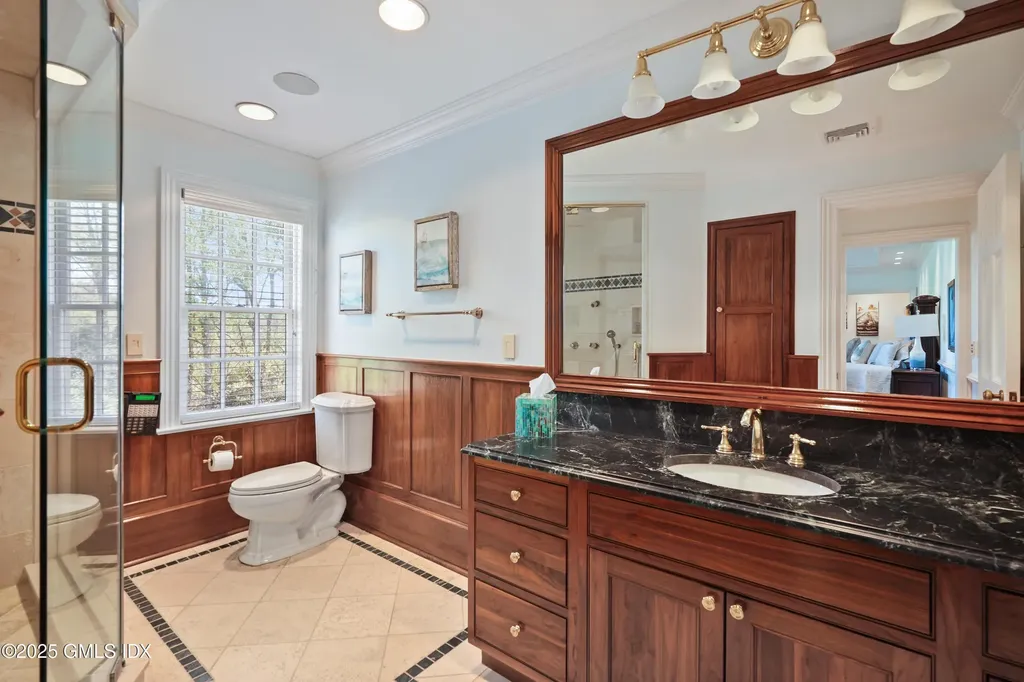 8 Chieftans Road Greenwich CT 06831