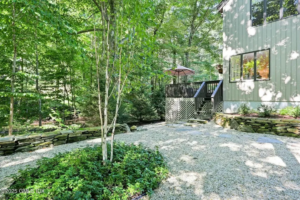 10 Stepping Stone Lane Greenwich CT 06830