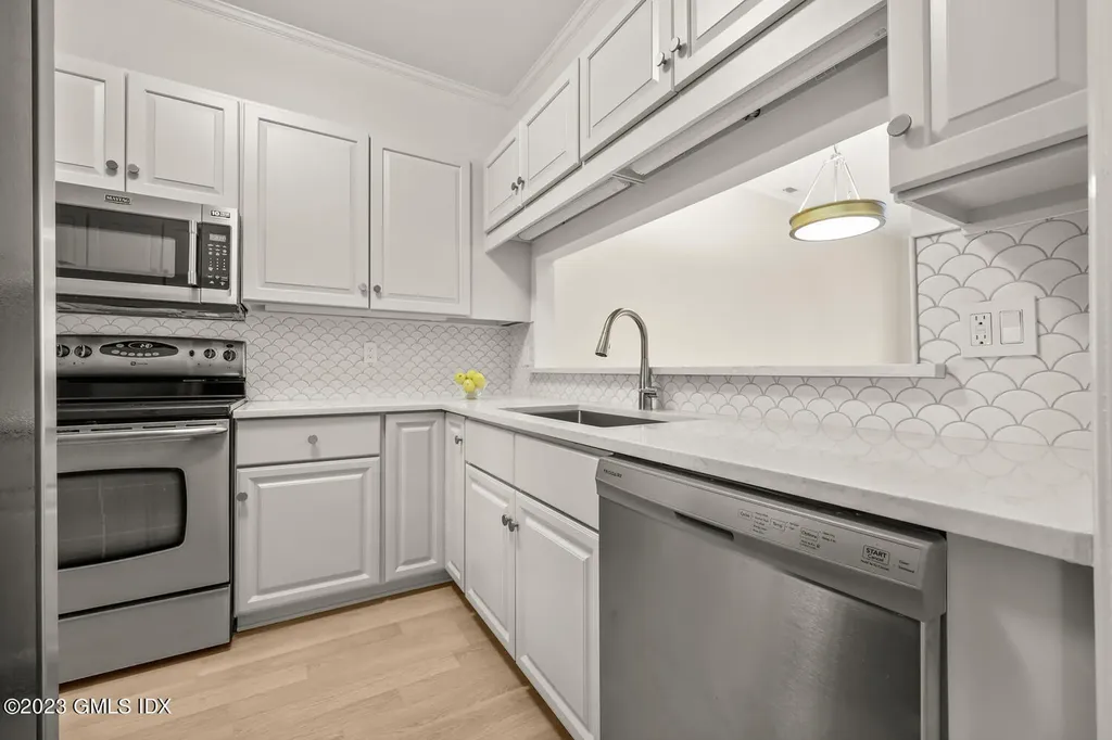 51 Forest Avenue Old Greenwich CT 06870