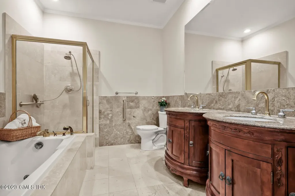 51 Forest Avenue Old Greenwich CT 06870