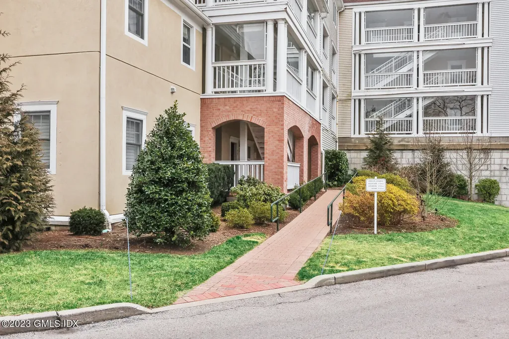 51 Forest Avenue Old Greenwich CT 06870