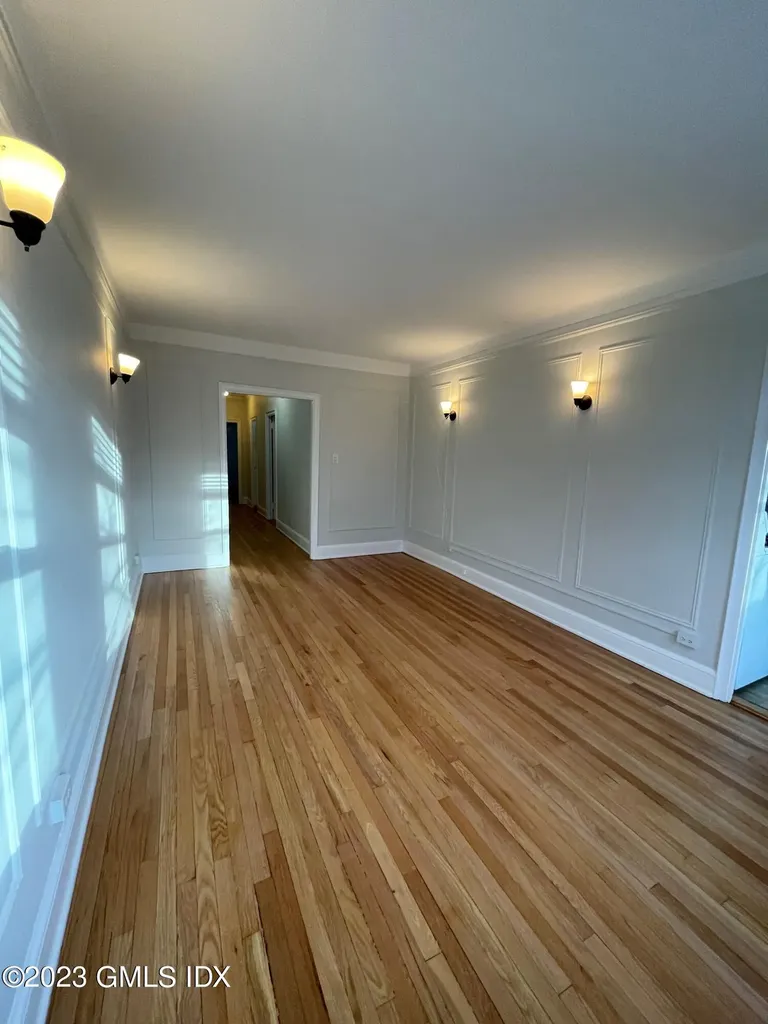 271 Greenwich Avenue Greenwich CT 06830