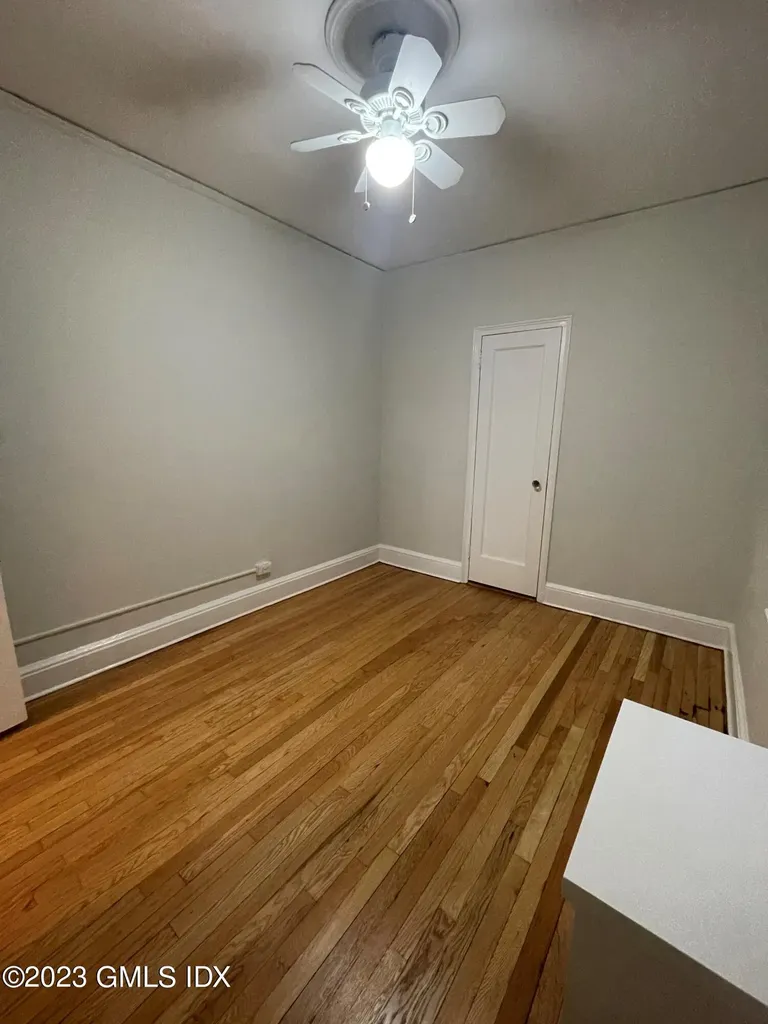 271 Greenwich Avenue Greenwich CT 06830