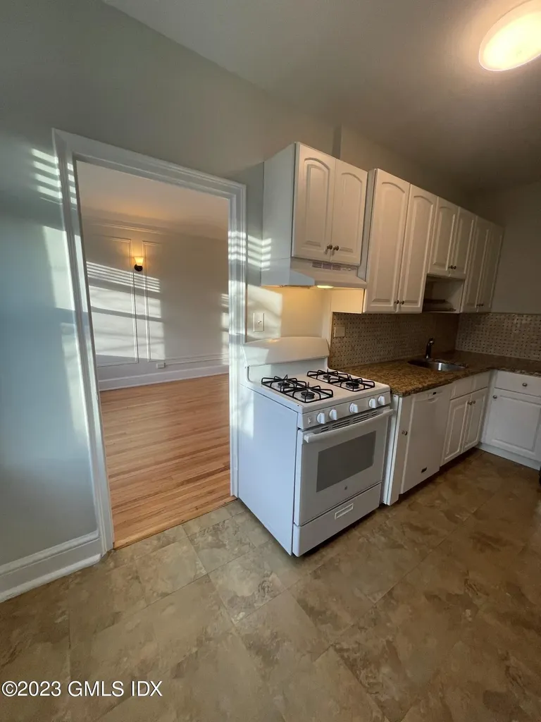 271 Greenwich Avenue Greenwich CT 06830