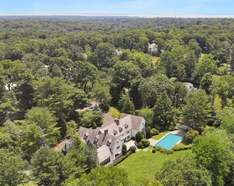 558 Lake Avenue Greenwich CT 06830
